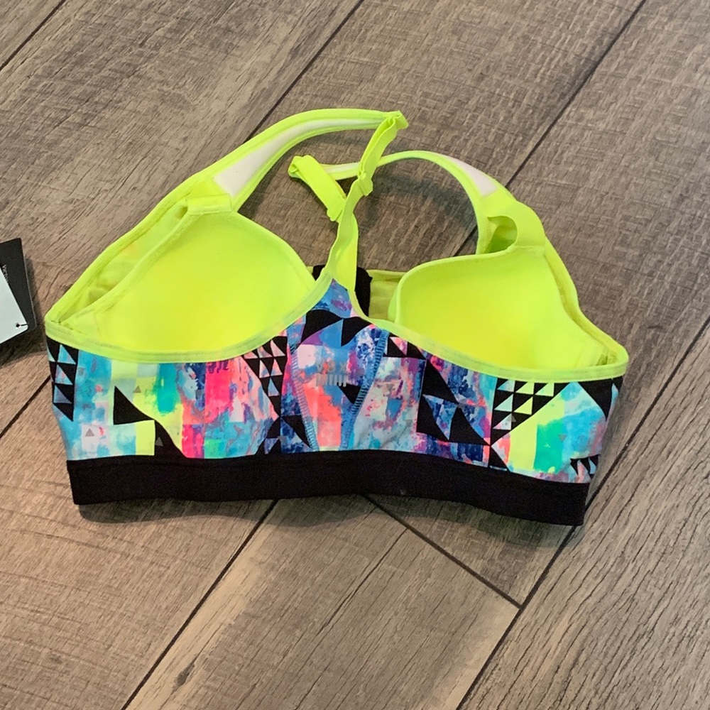 Victoria’s Secret Sports Bra - Picture 3 of 4